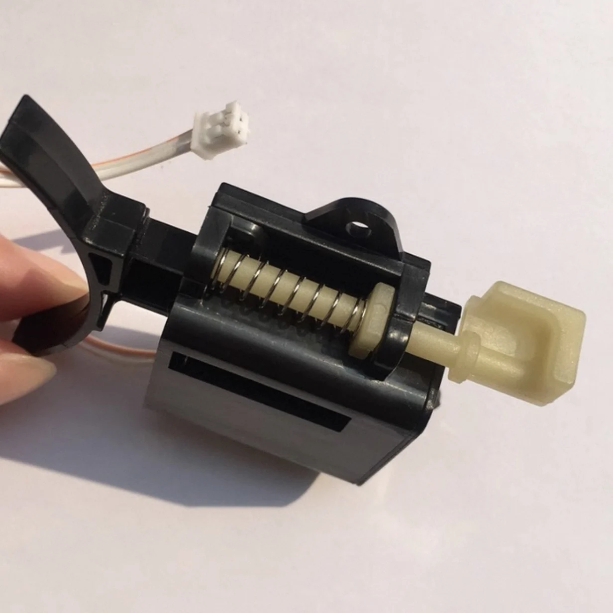 Accessori per Serrature Intell - Electronics & Gadgets Beginning With D recensione e prezzo